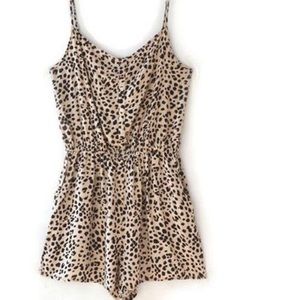 Divided leopard romper